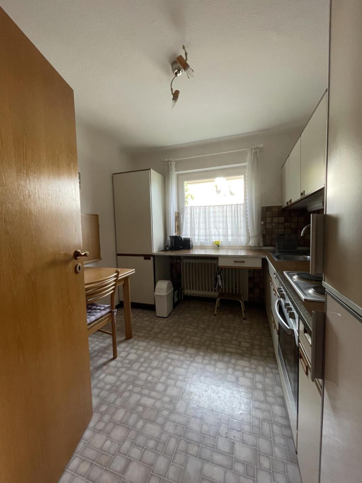 Entire House, Quiet Location, Garden, Parking Holiday home Bielefeld