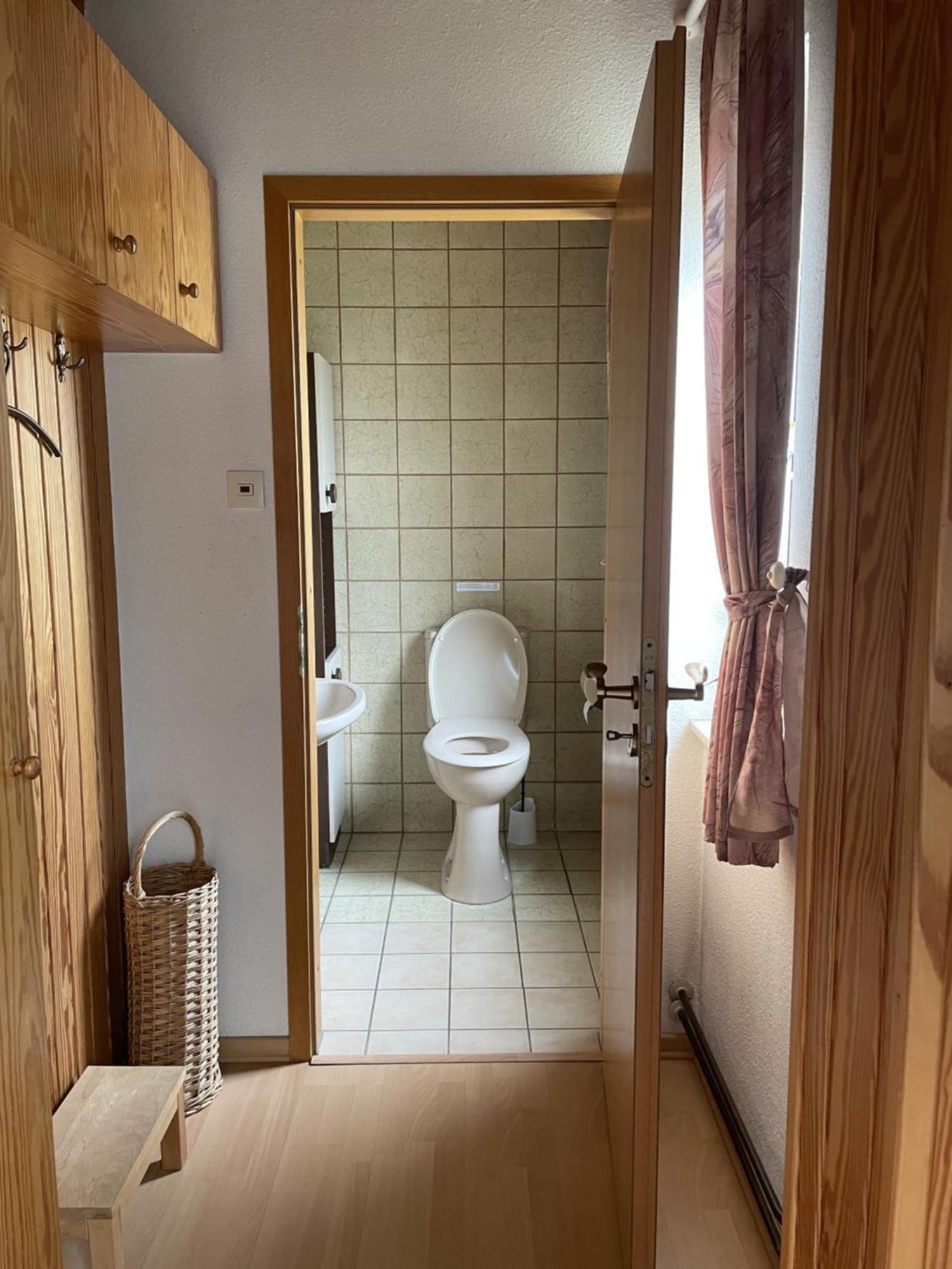 Entire House, Quiet Location, Garden, Parking Bielefeld